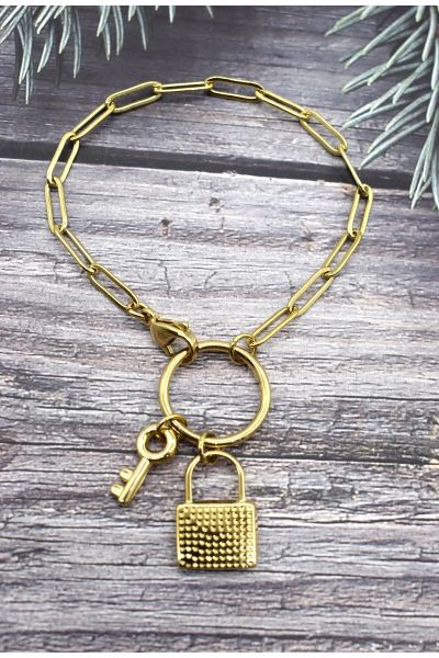 BRACELET
