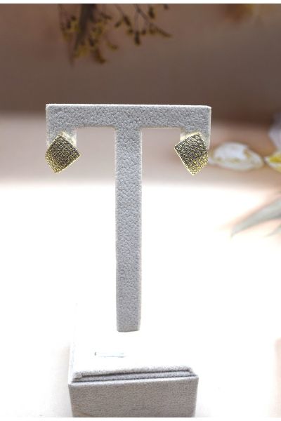 BOUCLE D'OREILLE
