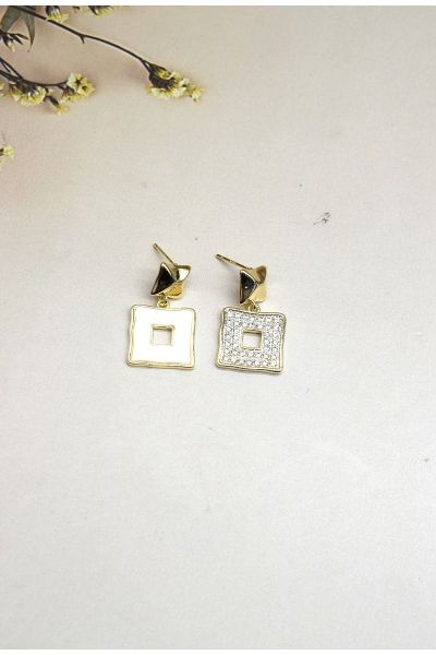 BOUCLE D'OREILLE