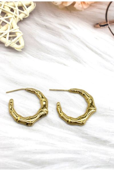BOUCLE D'OREILLE EN ACIER