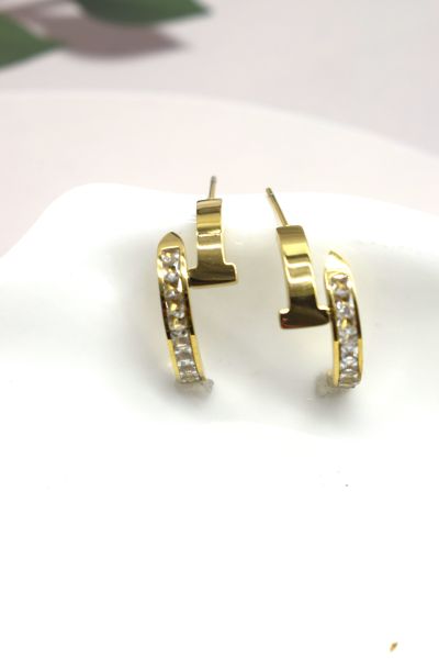 BOUCLE D'OREILLE EN ACIER