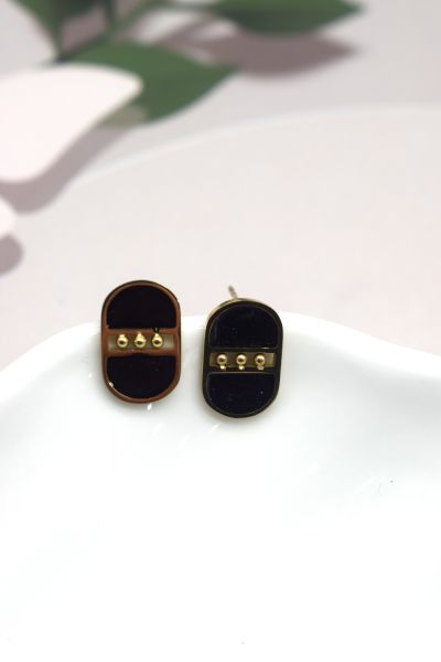 BOUCLE D'OREILLE EN ACIER