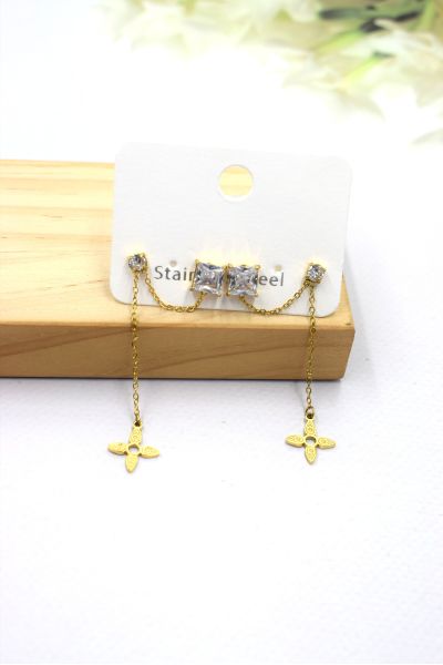 BOUCLE D'OREILLE EN ACIER