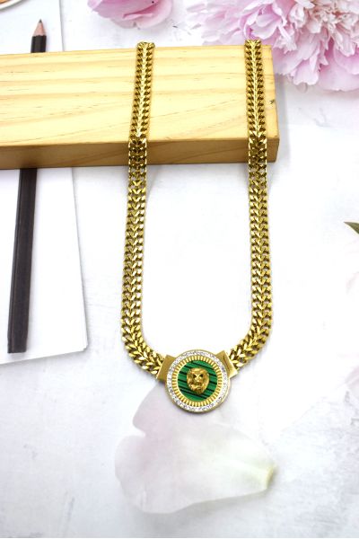 COLLIER