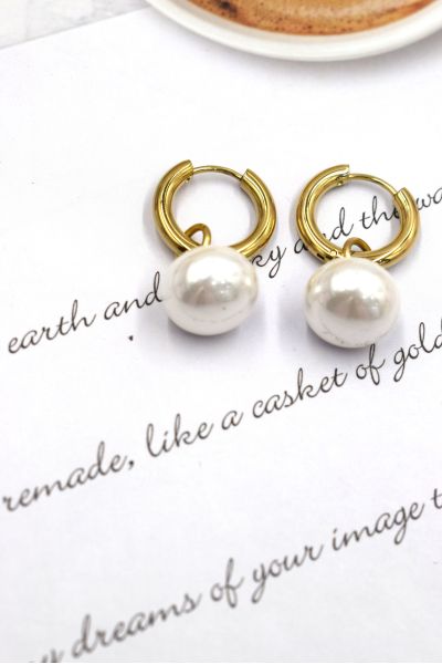 BOUCLES D'OREILLES EN ACIER