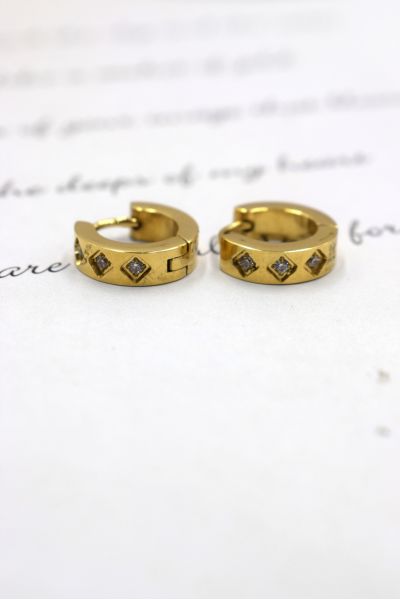 BOUCLES D'OREILLES EN ACIER