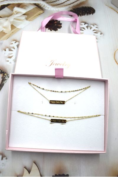 PARURE EN ACIER