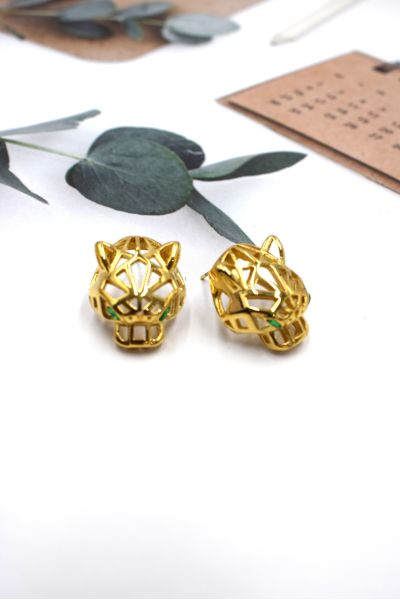 BOUCLES D'OREILLES EN ACIER