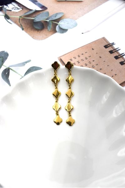 BOUCLE D'OREILLE EN ACIER