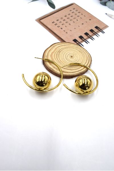 BOUCLES D'OREILLES EN ACIER