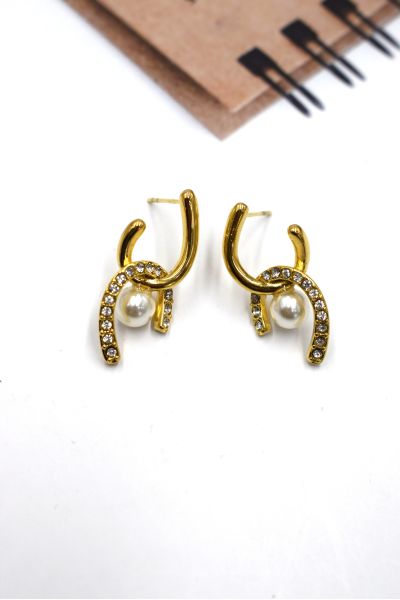 BOUCLES D'OREILLES EN ACIER