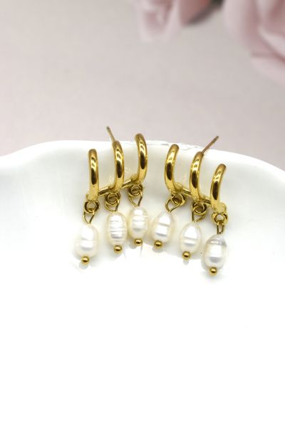 BOUCLES D'OREILLES EN ACIER
