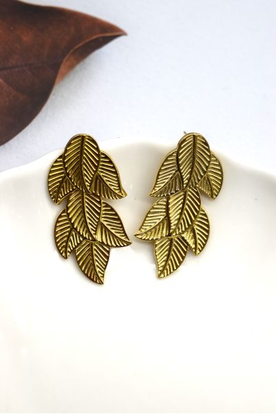 BOUCLES D'OREILLES EN ACIER