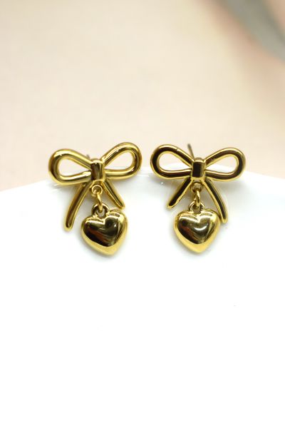 BOUCLES D'OREILLES EN ACIER