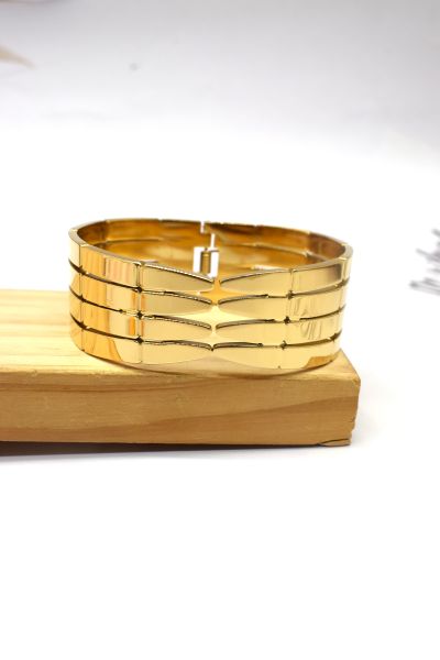 BRACELET EN ACIER