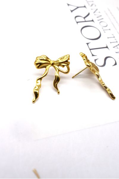 BOUCLES D'OREILLES EN ACIER