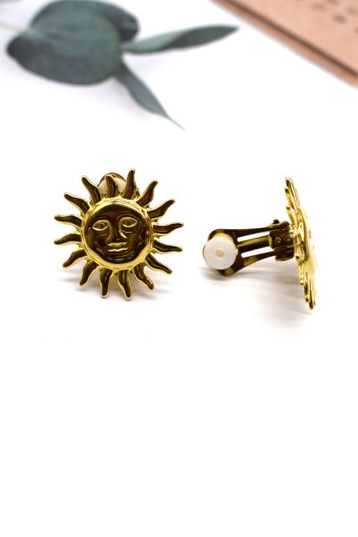 BOUCLES D'OREILLES EN ACIER