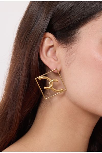 BOUCLES D'OREILLES EN ACIER...