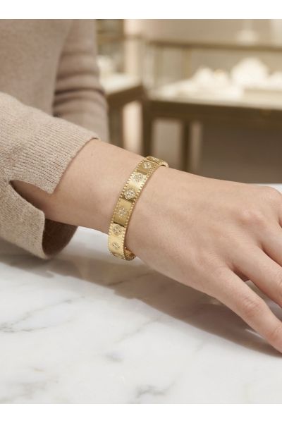 BRACELET JONC EN ACIER...