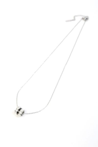 COLLIER
